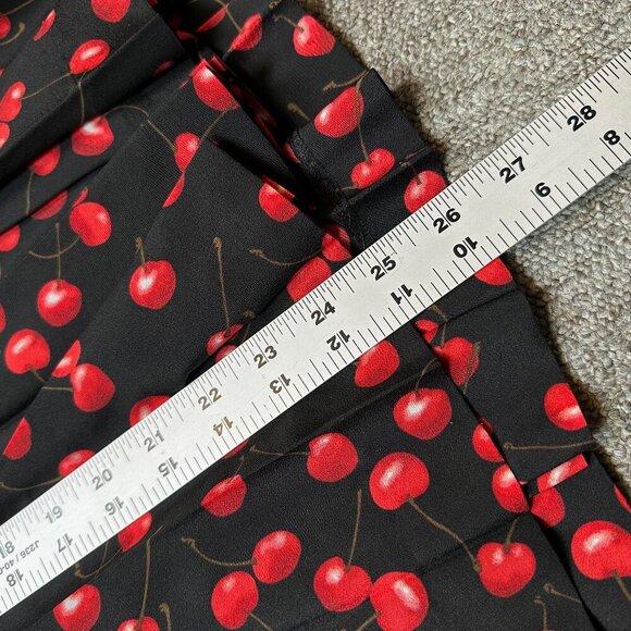 J. Crew Pleated Accordion Midi Cherry Skirt in Womens Size 2 for Work / Office - Picture 4 of 6